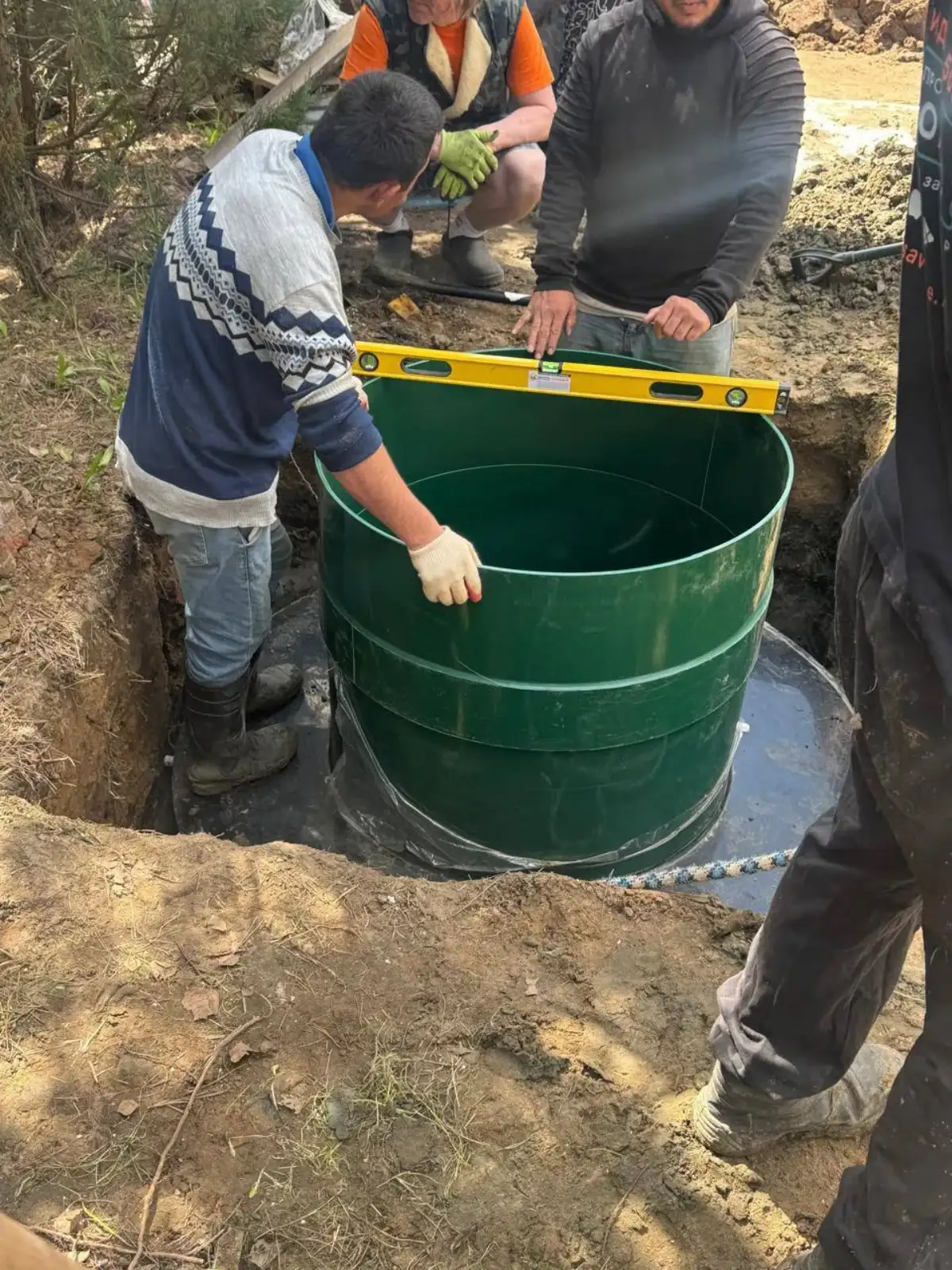 Монтаж септика для загородного дома - автономная канализация на 8 человек в Одинцовском районе